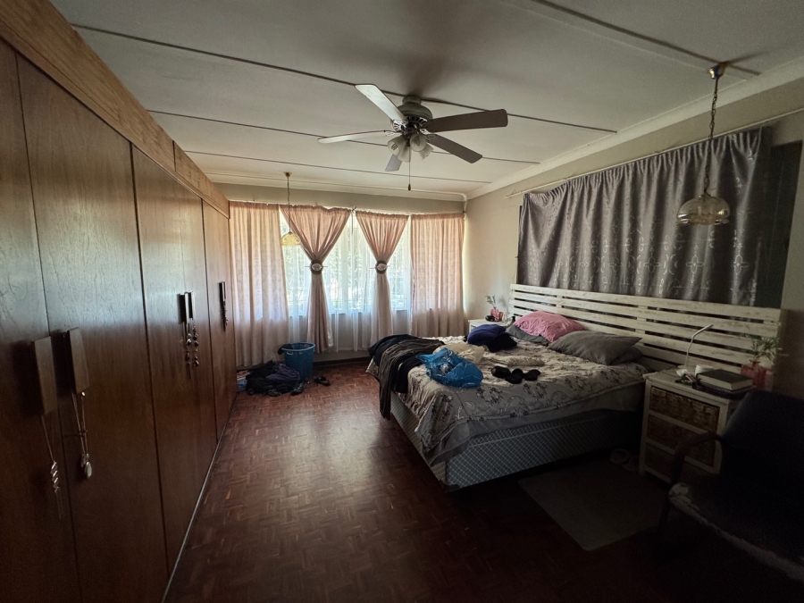 5 Bedroom Property for Sale in Dan Pienaar Free State
